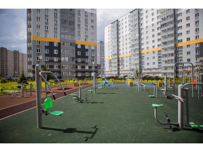 Как выбрать покрытие для открытой спортивной площадки: полное руководство